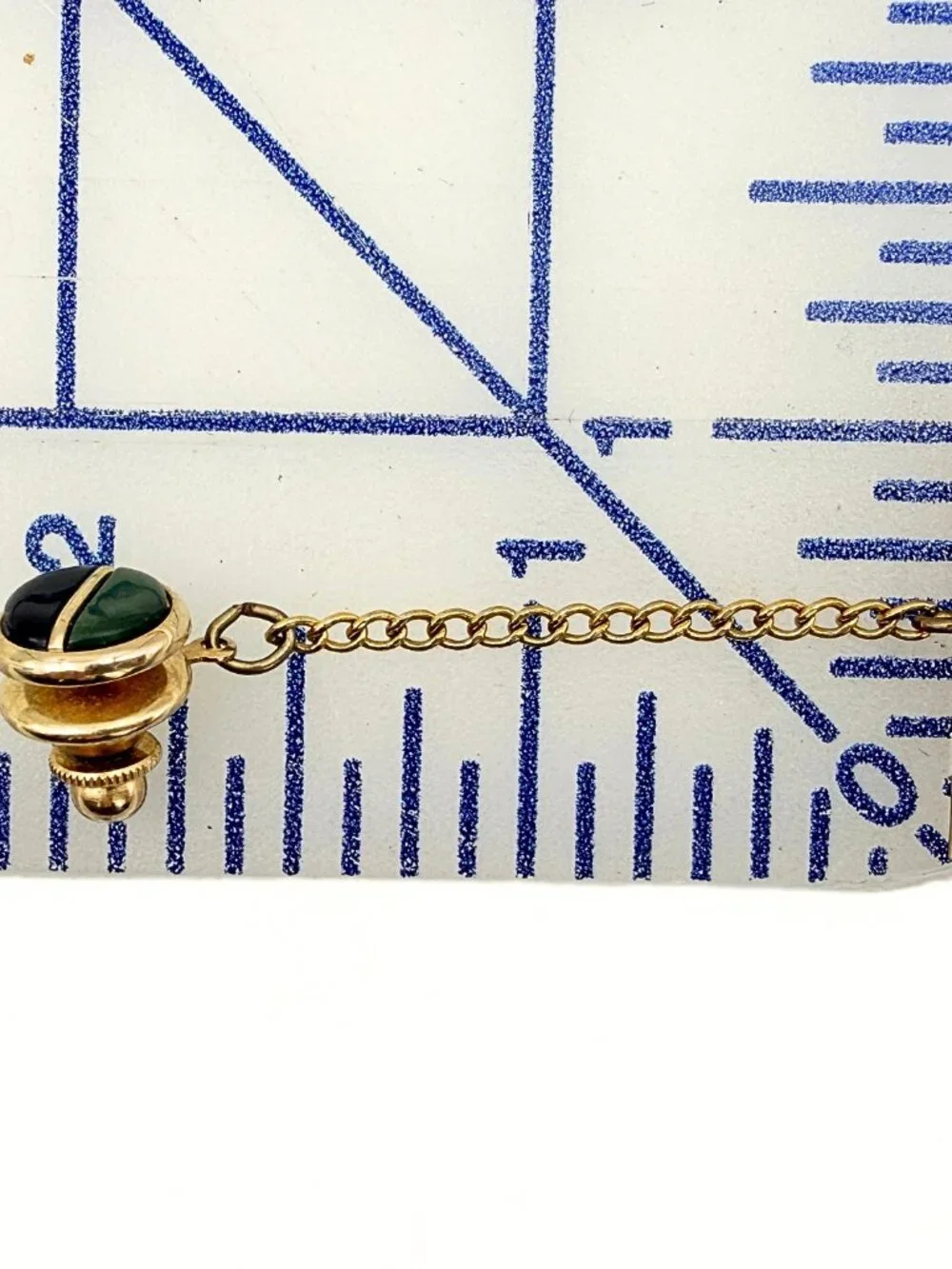 Vintage Marked MCM 10k Gold Retro Green Glass Tie Tac w/ Safety Chain